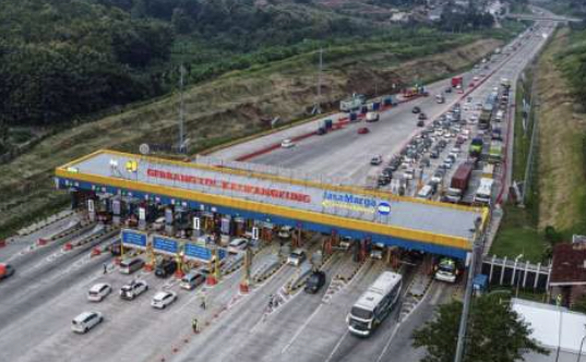 Puncak Arus Libur Natal dan Tahun Baru 2025